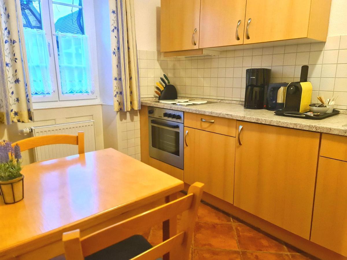 Gaestehaus Zum Weinbauer Rhodt unter Rietburg Bagian luar foto