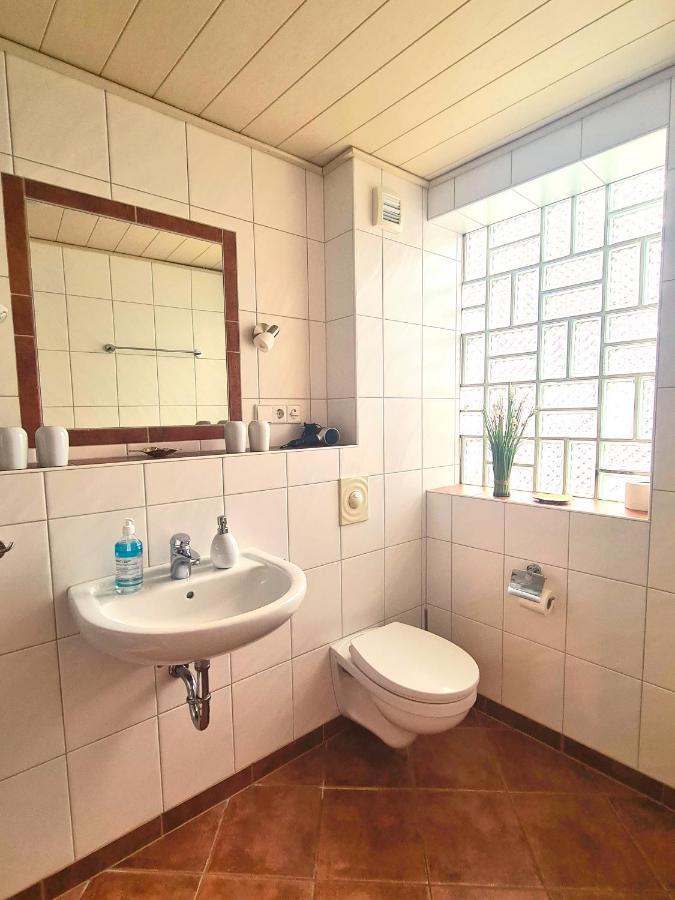 Gaestehaus Zum Weinbauer Rhodt unter Rietburg Bagian luar foto